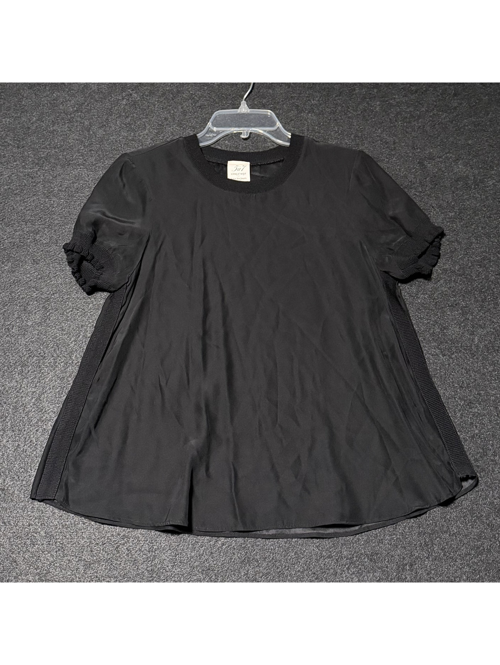 Cinq à Sept Black 100% Silk Short Sleeve Top Ribbed Knit Trim Blouse Size Small
